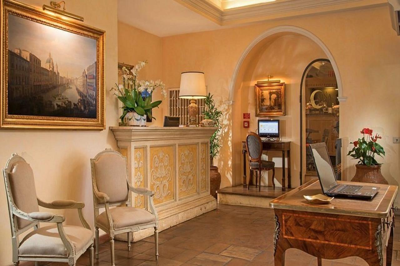 Mozart Hotel 4*