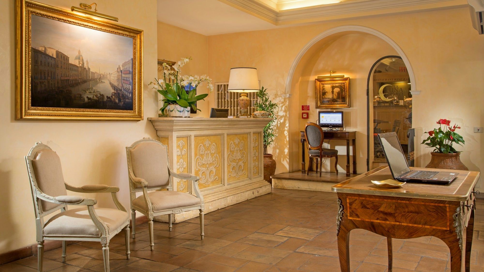 Hotel Mozart 4*